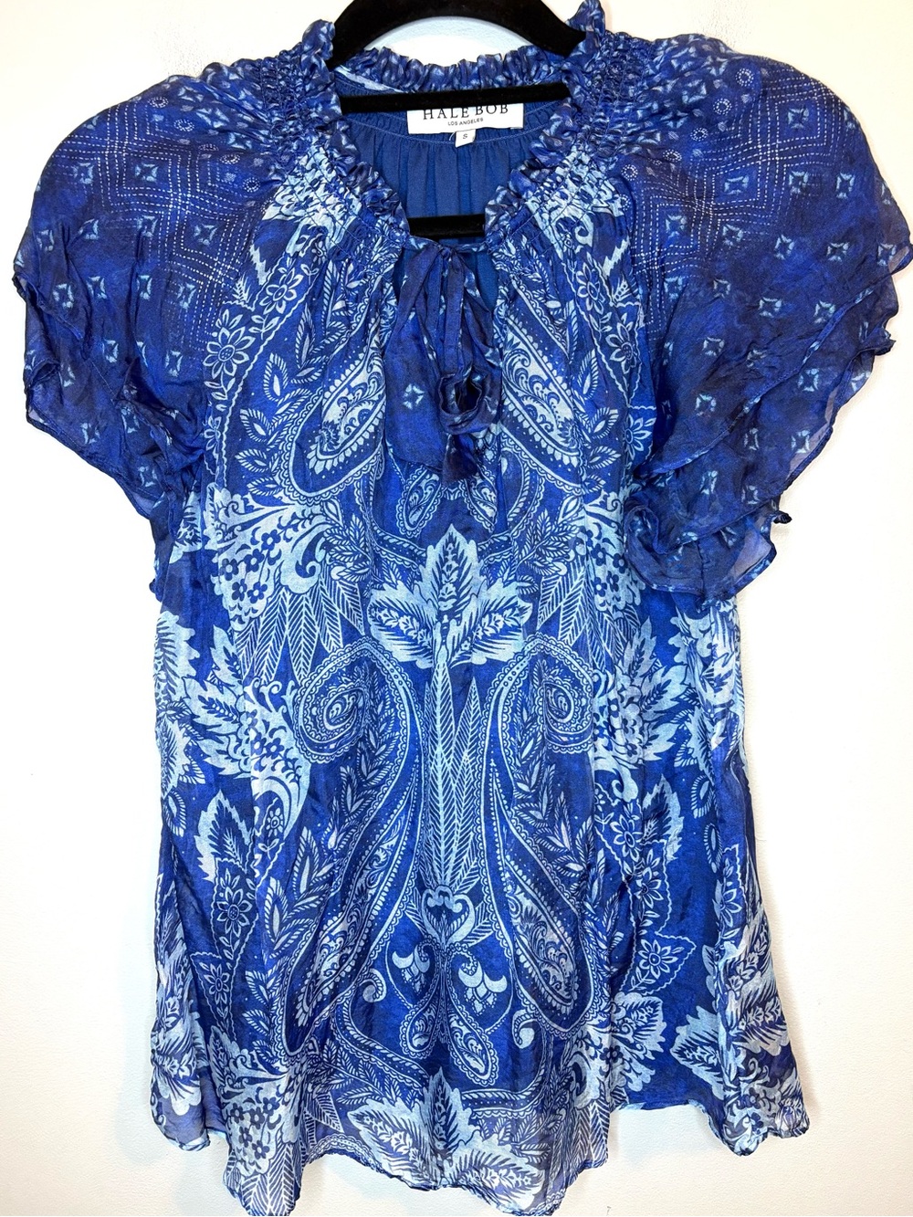 Hale Bob Blue Paisley Silk Rayon Flutter Sleeve Tie Neck Blouse Size S
